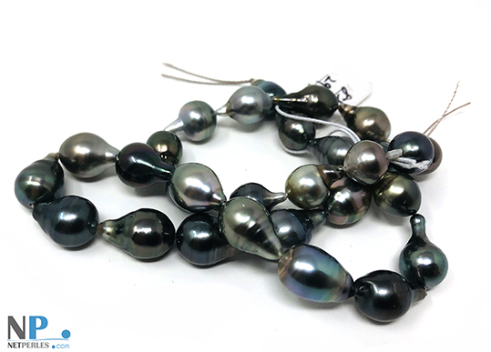 Magnifique collier de perles noires de tahiti. Forme goutte baroque, diamètre de 10 à 12 mm, longueur 43 à 44 cm